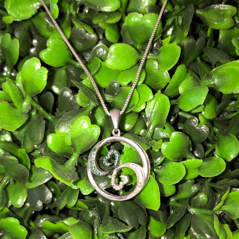 Kay Open Hearts Wave Pendant w/ Chain